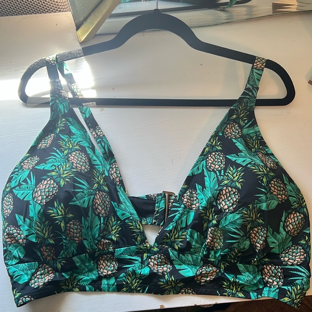MeUndies Bikini Top Swim Never Worn Size 3X